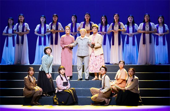 南京师范大学原创话剧《吴贻芳》亮相2023江苏省大戏展舞台