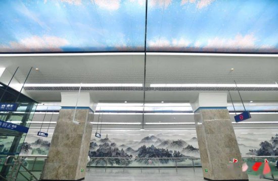 武大樱花“开”进地铁站，武汉地铁8号线二期3座特色站提前亮相