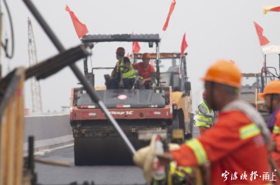 宁波<em>建筑</em>工人主力军已超过50岁 城市建设会后继乏人吗？