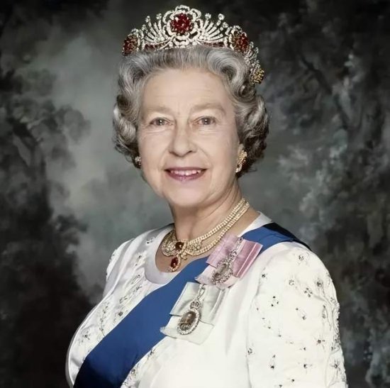 你不知道的英国女王：不<em>穿皮草</em>向塑料宣战、去世后给世界留下...