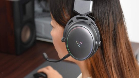 雷柏VH800双模电竞耳机：物理双音腔，听声辨位玩转<em>端游手游</em>