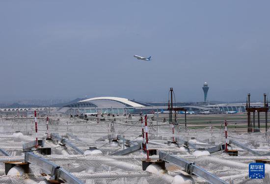 广州白云<em>机场</em>T3航站楼钢结构即将封顶