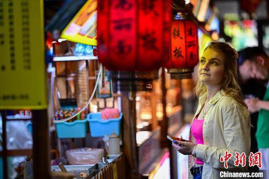 喜爱中国<em>传统文化</em>的俄罗斯留学生：未来要做中国文化的传播者