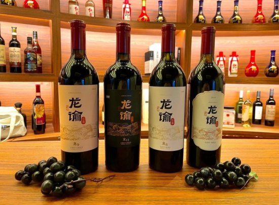 中国红酒界的“酒王”——龙谕龙12