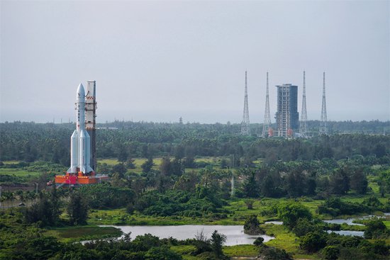 长五火箭助力中国探月工程行稳致远