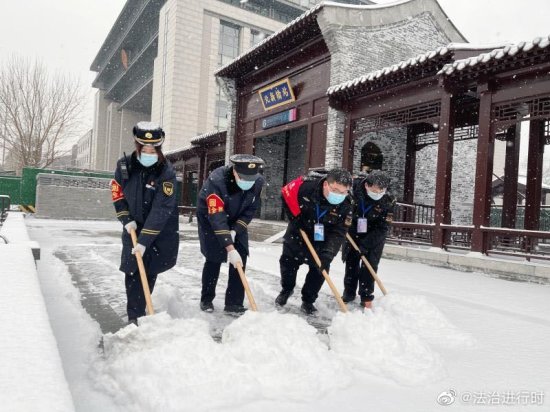 <em>北京</em>地铁<em>公司</em>与冬奥健儿一<em>起</em>在冰雪中“战斗”