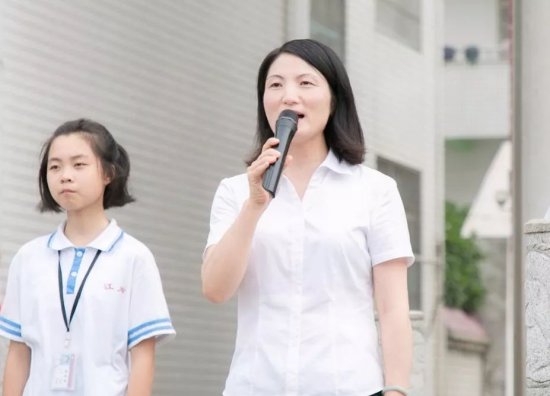 湘潭江声实验学校四位教师教师节受到县级表彰