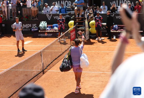 网球——罗马大师赛：纳达尔止步第二轮