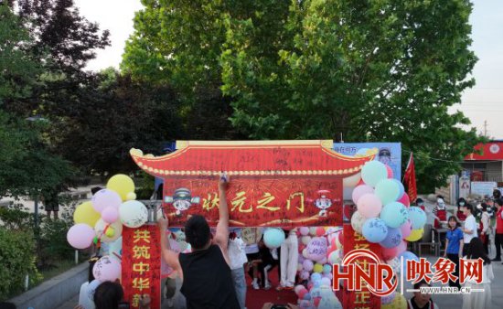 河南虞城：爱心晚餐志愿者连续6年免费为高考考生供餐