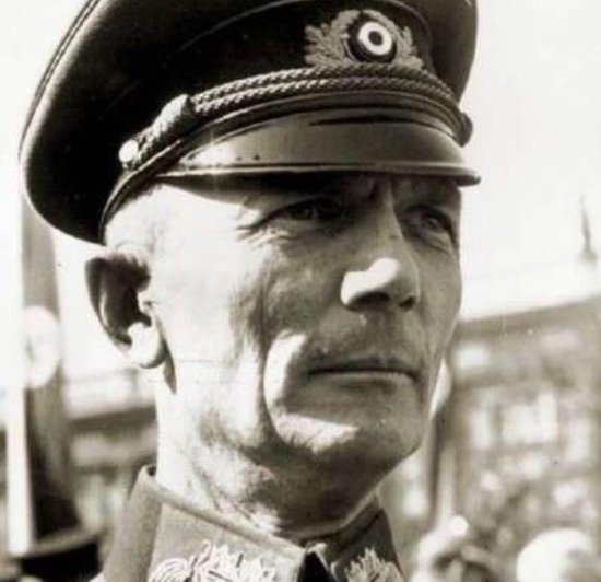 这才是德国陆军大魔王，如果不是希特勒阻拦，他很可能已攻克...