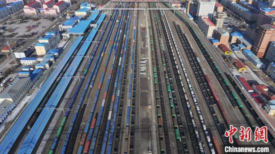 中国最大铁路口岸一季度进出口运量首次突破500万吨