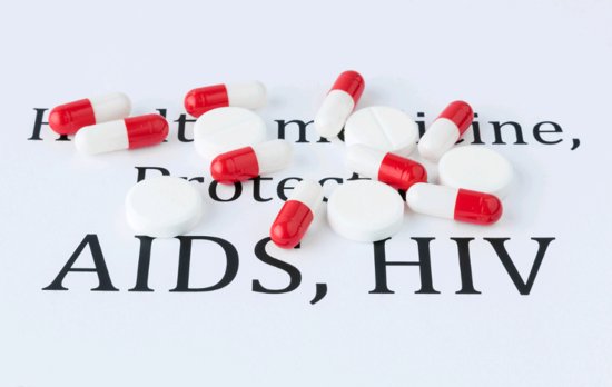 服用抗艾滋病病毒药物时，<em>联合</em>使用其他药物的<em>注意事项</em>！