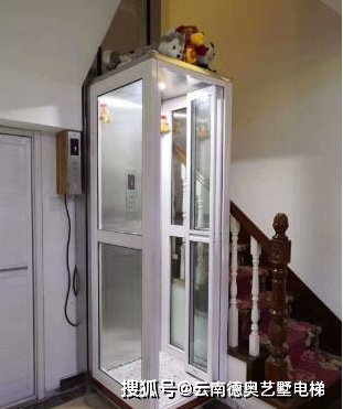 别墅安装家用电梯时，假如与室内<em>楼梯</em>安装在一起效果<em>如何</em>