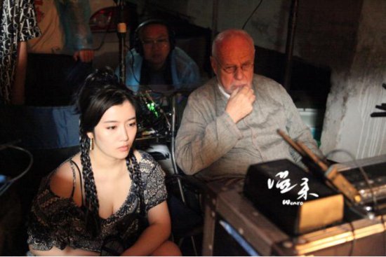 李珈西导演与马可·穆勒监制的电影《温柔》在山西正式开机