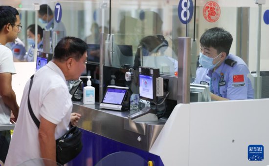 新政策实施3个月 超7.5万人次<em>外籍</em>旅客免签入境海南