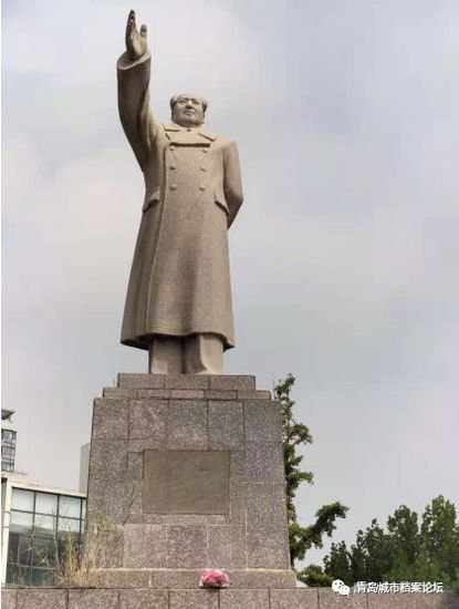 浮山脚下的<em>伟人</em>石像，纪念毛主席诞辰130周年！