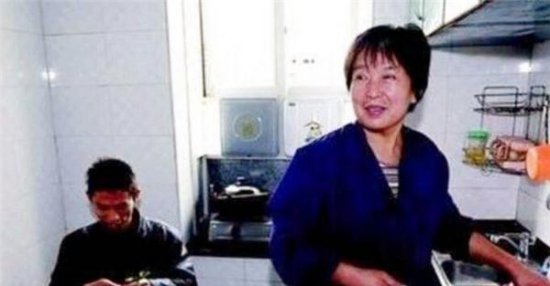 11年前，那位割肝救子、感动中国的“暴走妈妈”，后来<em>怎么样</em>了...
