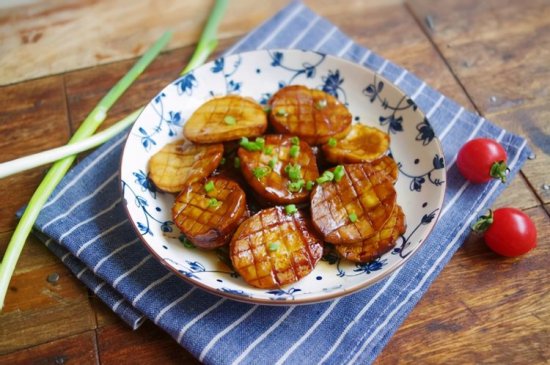 <em>家常菜</em>清炖杏鲍菇的做法，做法简单，吃起味道不错