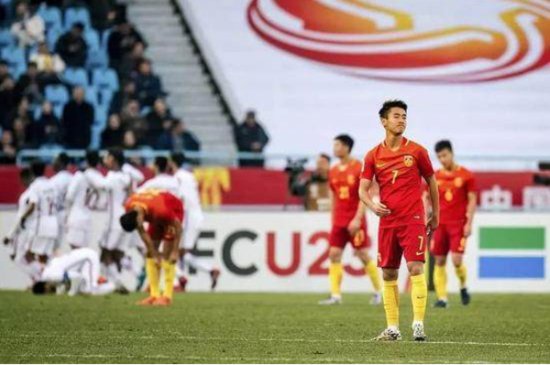 专家：令人生气的不是<em>中国足球</em>成绩差，而是能踢球的家里必须有...