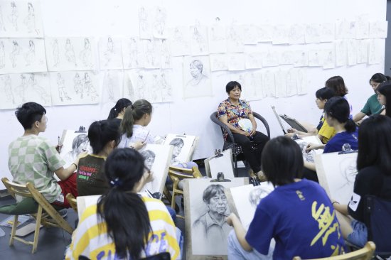 杭州将军画室：培养一位美术生进入大学<em>需要多少钱</em>，5万只是开始
