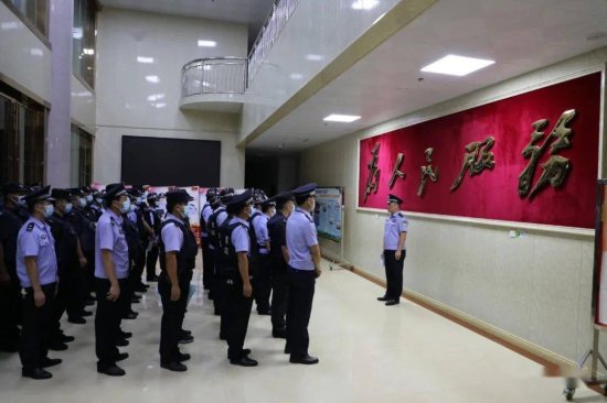 三江100余警力对全县各个场所进行全面清查！