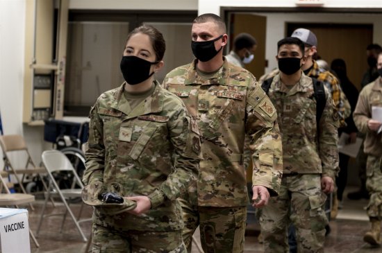 不<em>戴口罩</em>开派对 驻韩美军疏于防疫遭韩国民众批评