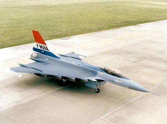 美五代减战机想象图曝光 外形酷似F-16XL 最高速度2马赫