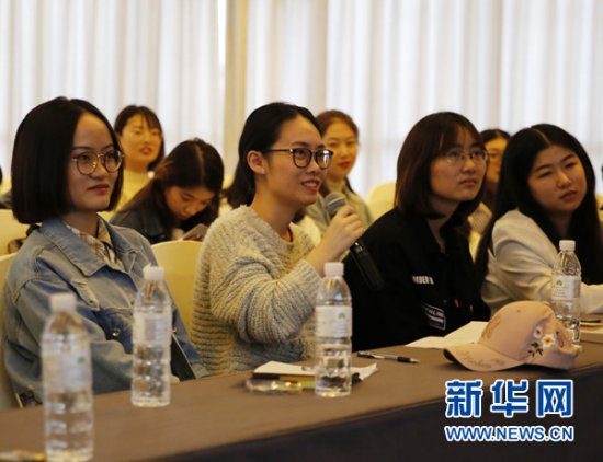 中国首届温泉与气候<em>养生旅游</em>国际研讨会志愿者集体“充电”