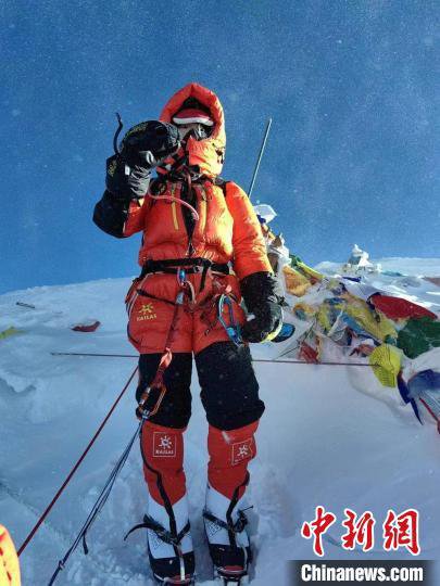 登顶珠峰的中国<em>女高中生</em>：登山看世界 将挑战徒步北极