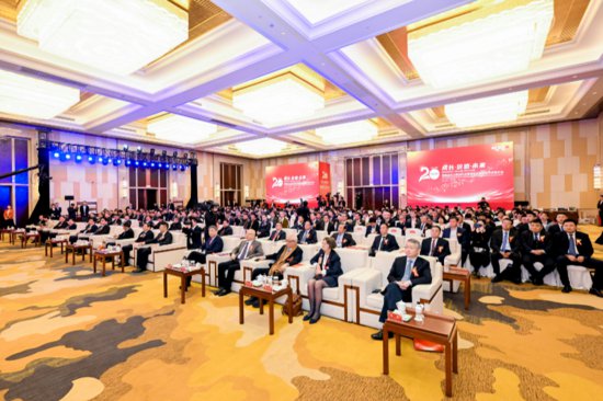 潍柴动力上市20年改革创新发展成果学术研讨会在潍坊举行