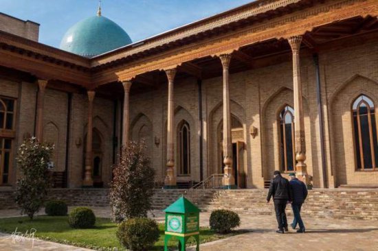 乌兹别克斯坦初印象，走进石头城塔什干与中亚美食分享