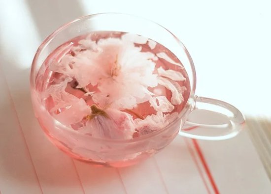 “春日限定”樱花口味，真的好吃吗？
