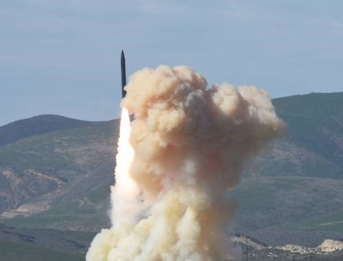 美媒：美军测试新型陆基拦截导弹
