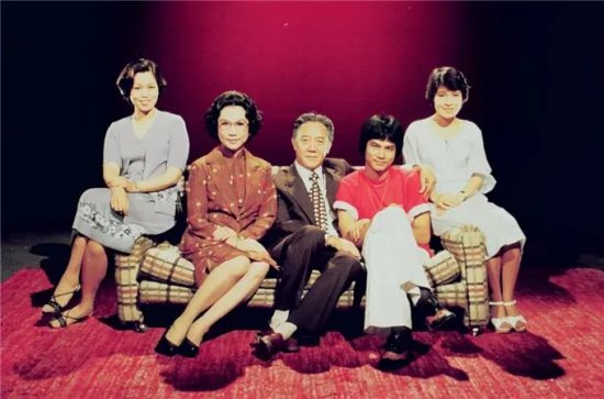 70年代八大港剧：《<em>天蚕变</em>》打破收视纪录，TVB派郑少秋迎战