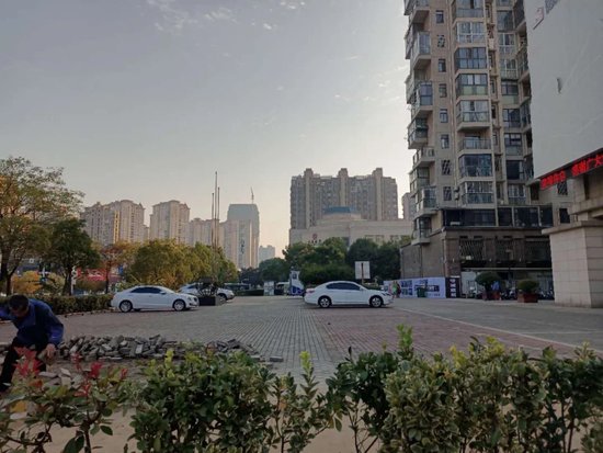 <em>蚌埠</em>这个小区停车场被物业“打包”出租引发业主不满