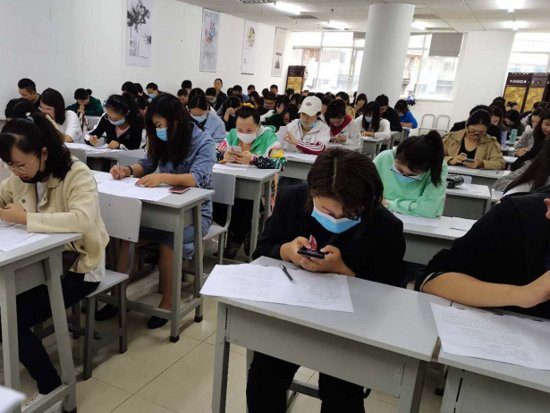 2021年云南省<em>成人高考高起专</em>和高起本该如何选择？有哪些区别？