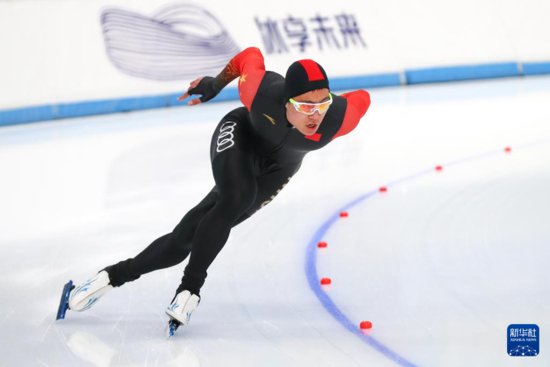 速度滑冰全国冠军赛男子500米：廉子文夺冠