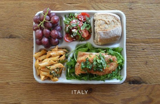 世界各国的学校午餐：哪<em>一国的</em>最健康美味？