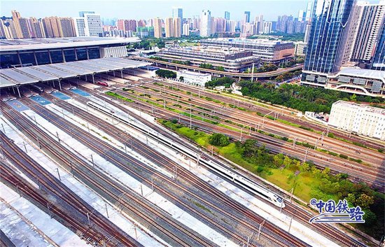 川青铁路青白江至镇江关段正式进入运行试验阶段