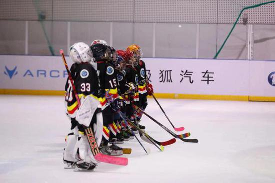 北京冬奥会过去两年了，冰上运动在这所学校生根发芽