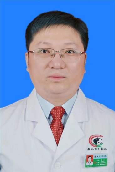 广元市中医医院2名医生入选省级名医
