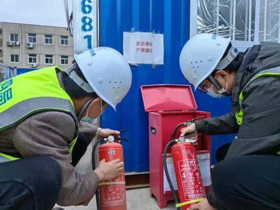 中铁四局安装公司北京分公司 开展在建项目消防隐患排查
