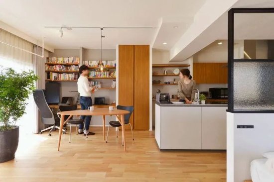 小户型餐厨空间与<em>卫生间</em>的标配设计，让家里每 1㎡ 都不浪费