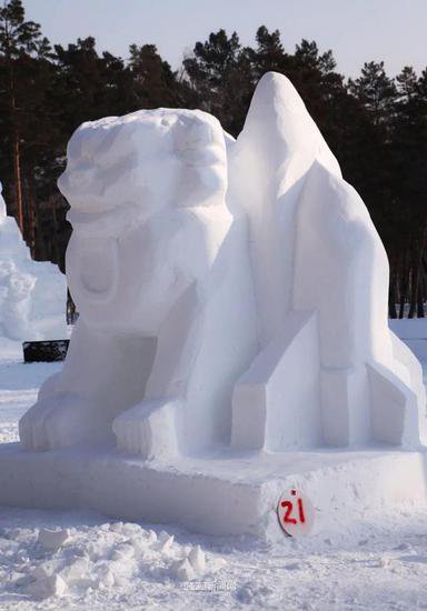 【龙年游冰城 一起迎亚冬】全国大学生雪雕比赛作品一览→
