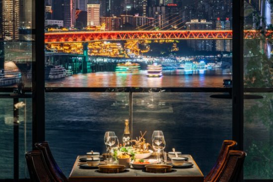 2023黑珍珠餐厅指南<em>餐饮</em>洞见峰会在重庆举办