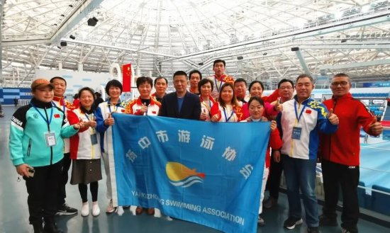 镇江扬中市代表队在第23届全国成人游泳锦标赛中取得佳绩