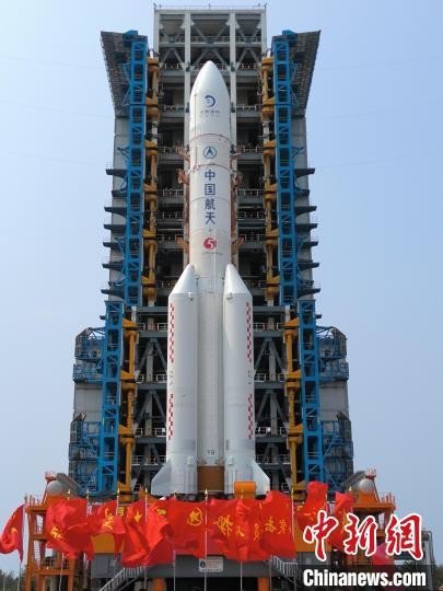 嫦娥六号探测器计划5月初择机<em>发射</em>