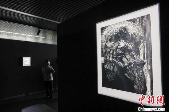 “永远的铭刻——抗战历史记忆版画展”南京开展