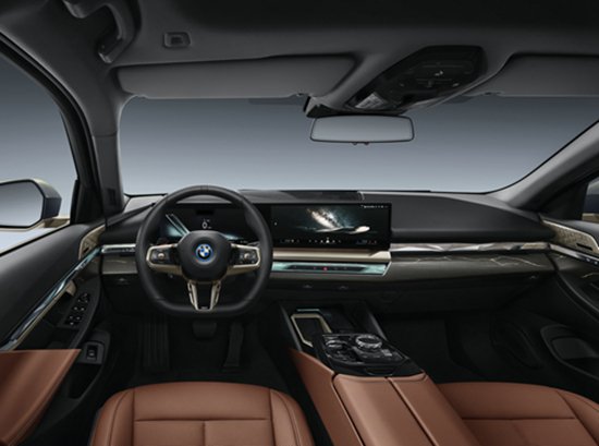 树立智能豪华轿车新标杆 全新BMW 5系长轴距版全球首发