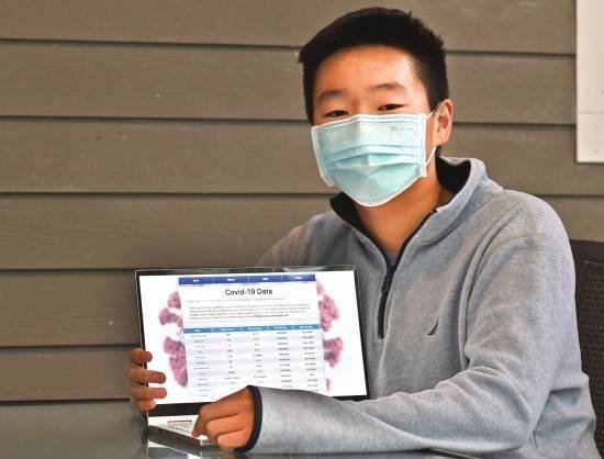 美国15岁亚裔男生建校园疫情网，获得家长点赞与转发